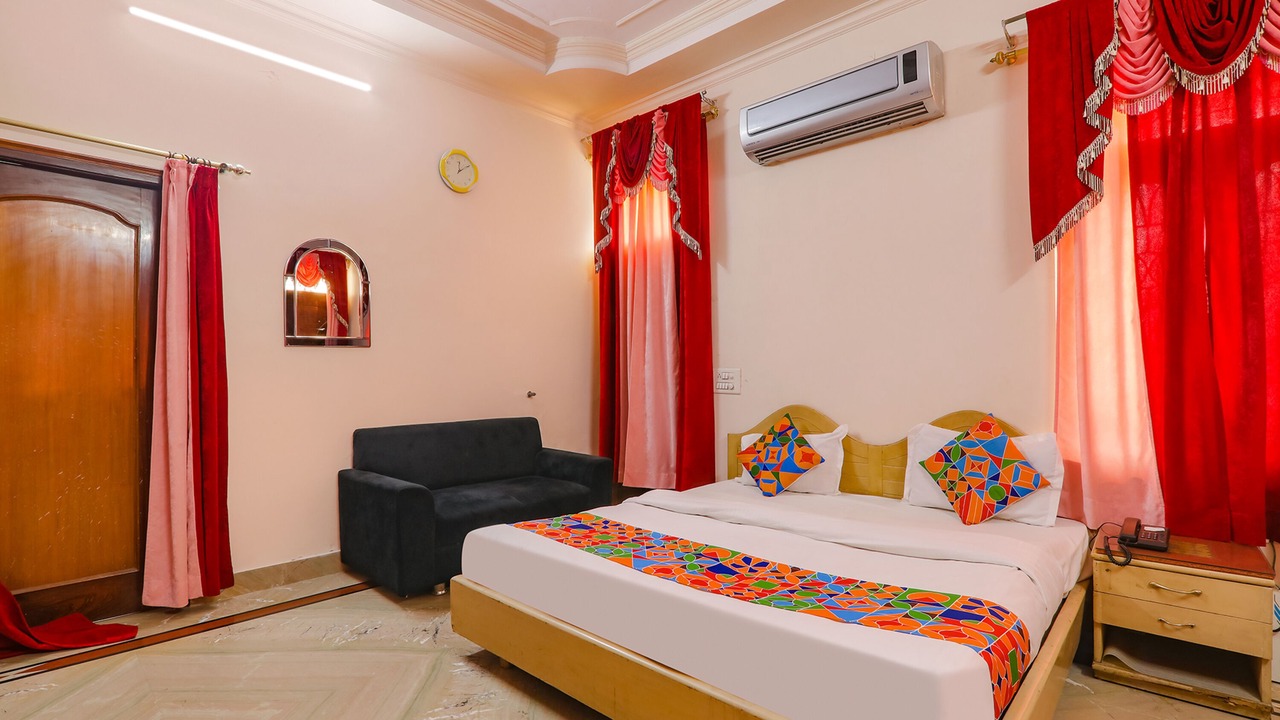 Photo of Bedroom in Allahabad