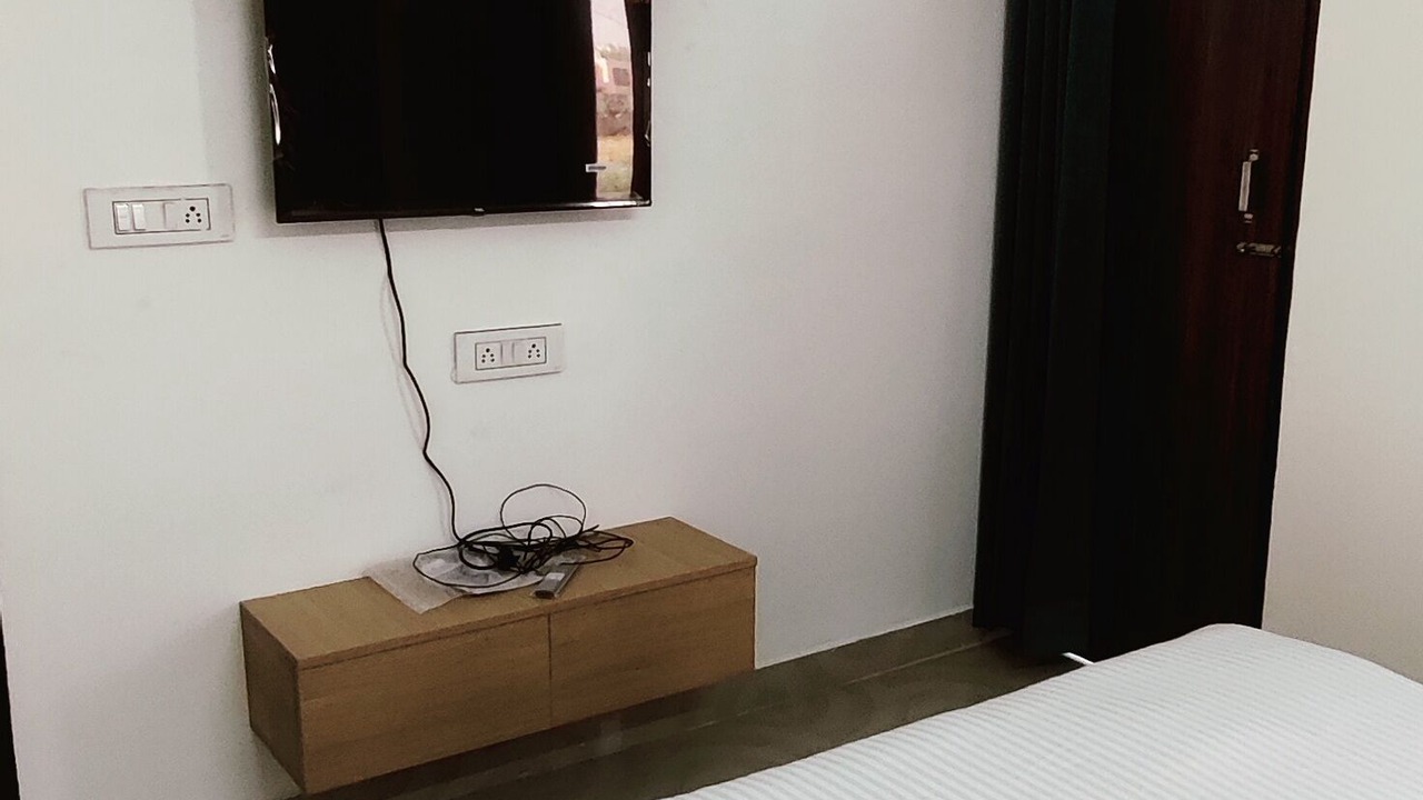 Photo of Bedroom in Mathura