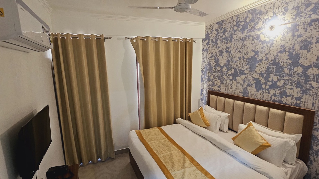 Photo of Bedroom in Mathura