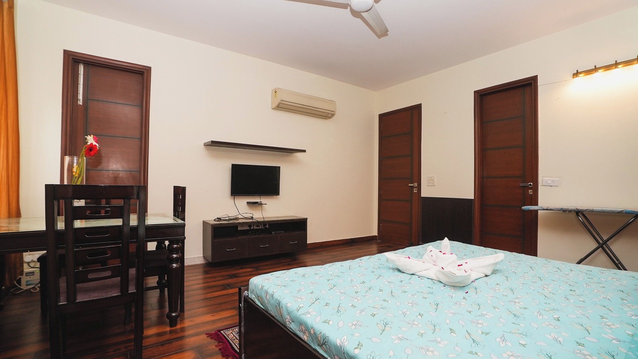 Photo of Bedroom in Chittaranjan