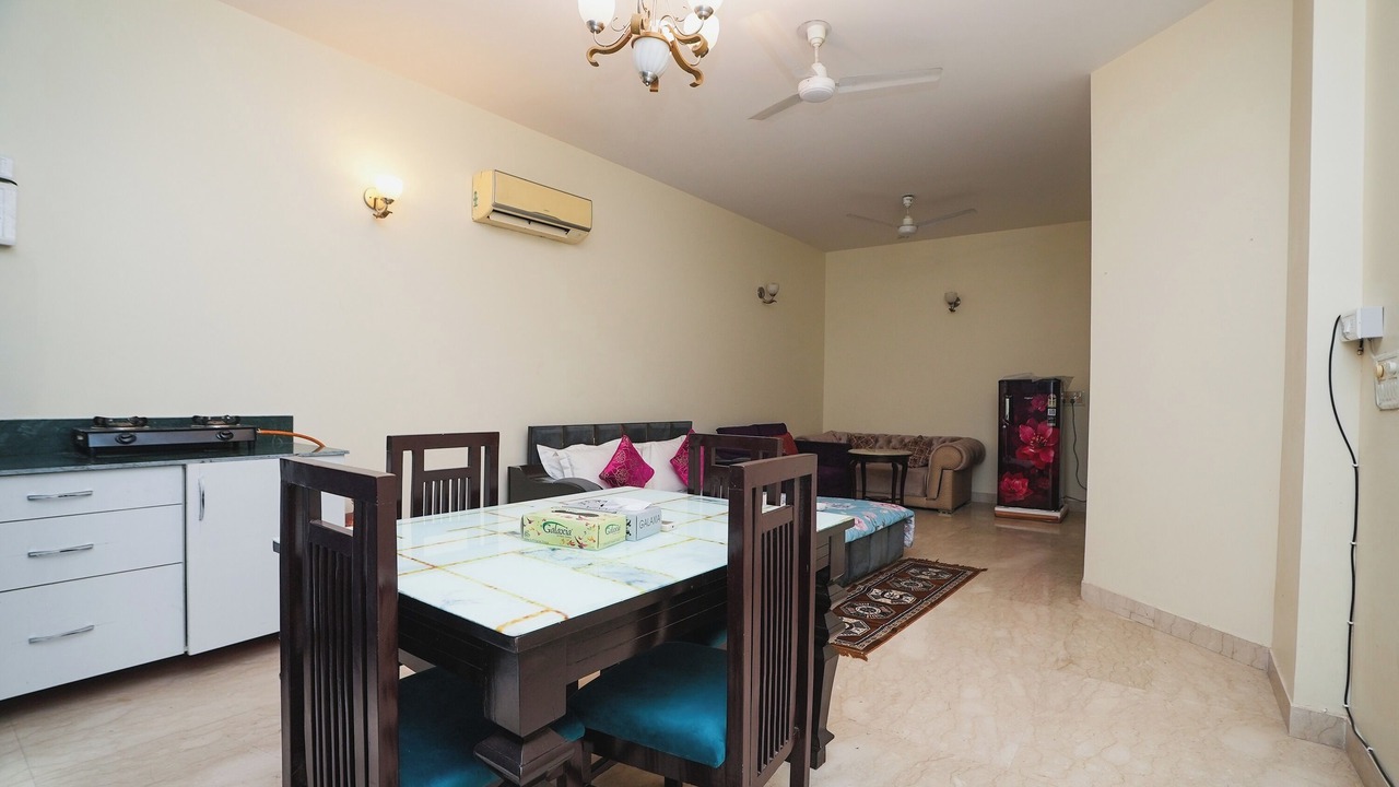 Photo of Bedroom in Chittaranjan