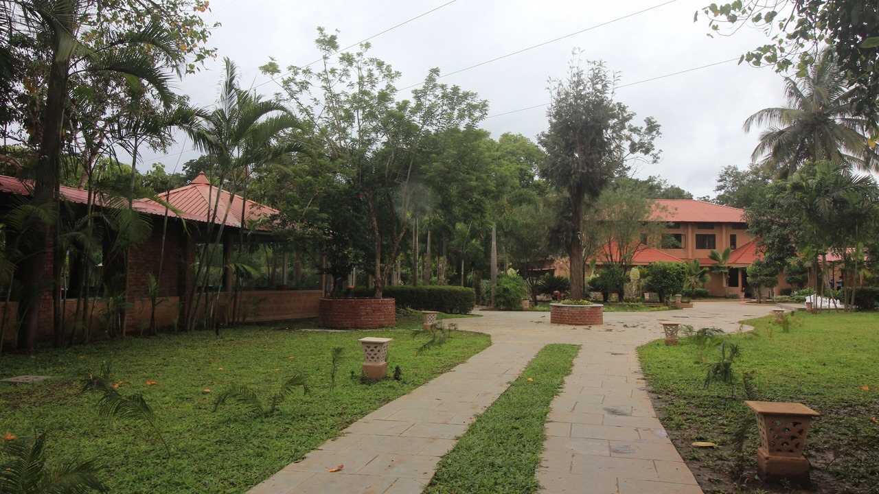 Photo of Outdoor in Bavali