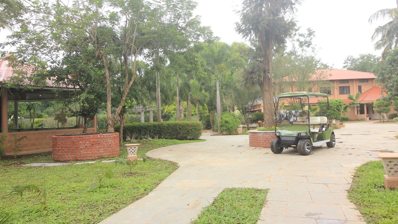 Photo of Outdoor in Bavali