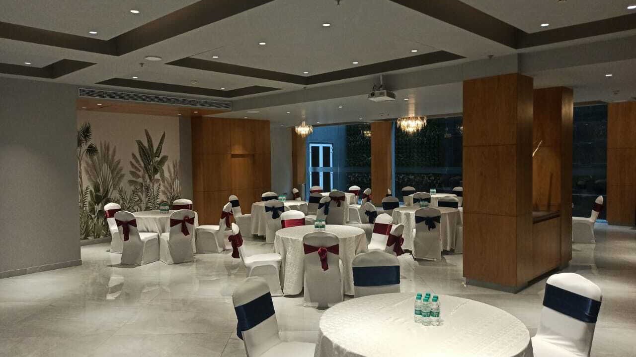 Photo of Others in DLF City