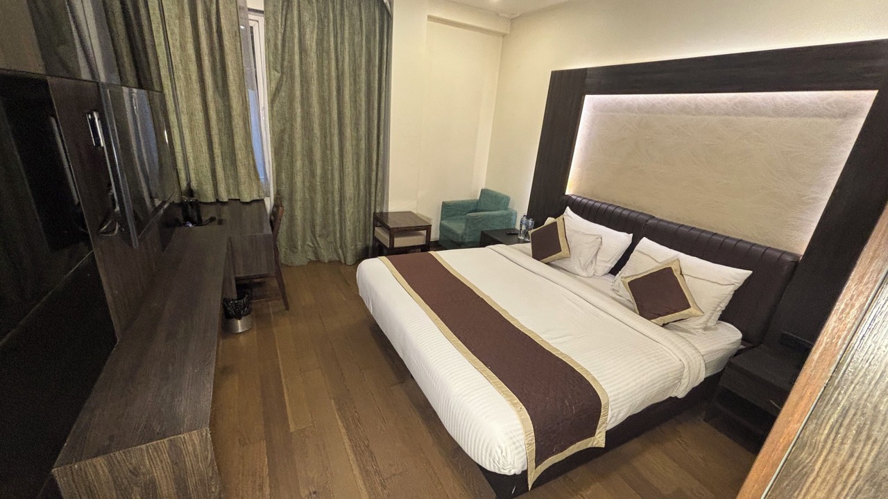 Photo of Bedroom in Lalkothi
