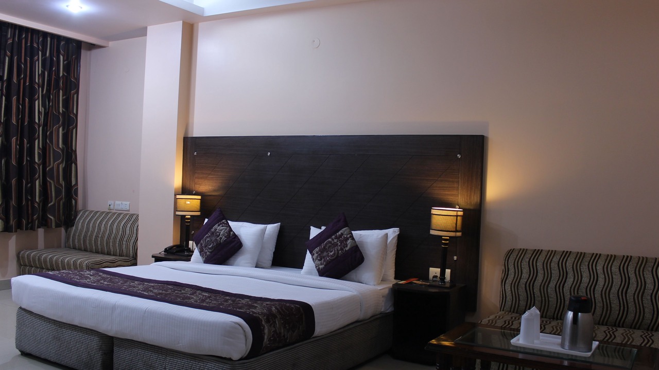 Photo of Bedroom in Karol Bagh