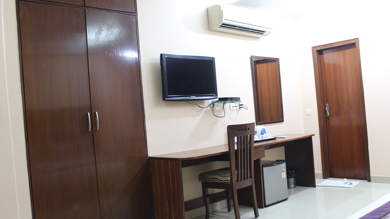 Photo of Bedroom in Karol Bagh