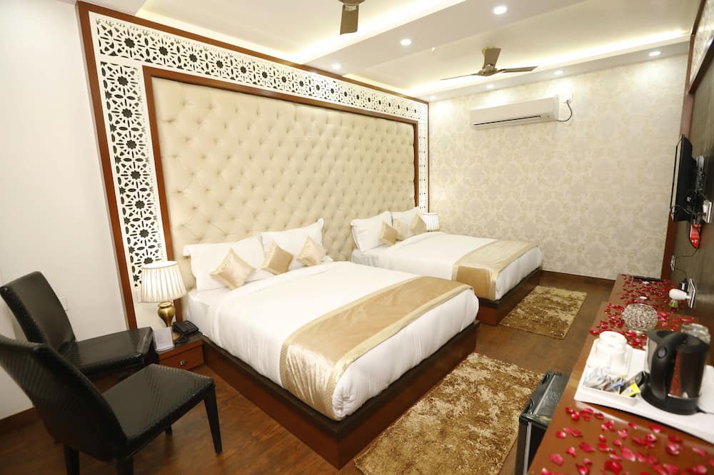 Photo of Bedroom in Dariyaganj