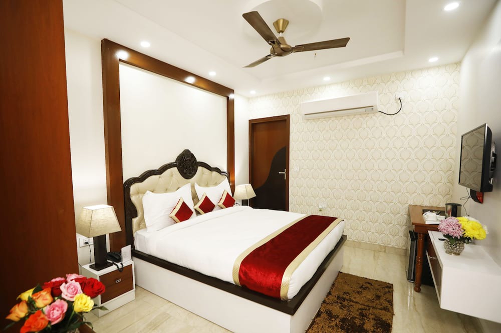Photo of Bedroom in Dariyaganj