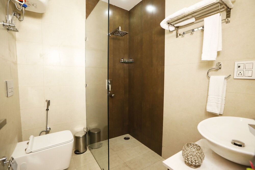 Photo of Bathroom in Dariyaganj