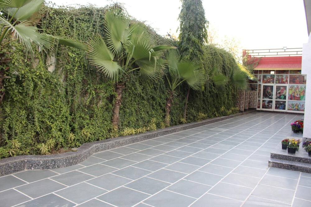 Photo of Outdoor in Murthal