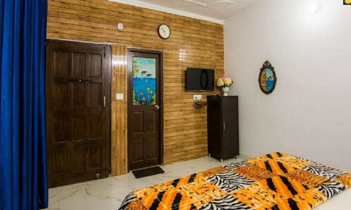 Photo of Bedroom in Naukuchiyatal