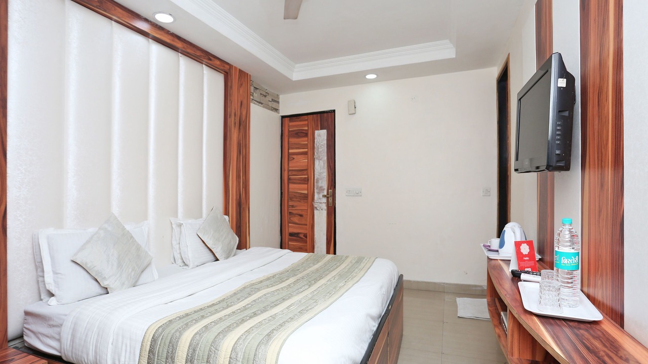 Photo of Bedroom in Greater Kailash I