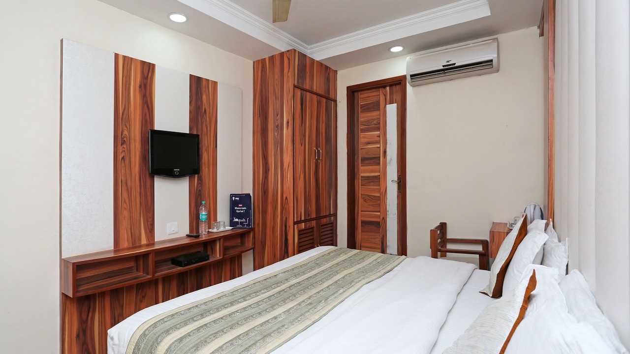 Photo of Bedroom in Greater Kailash I