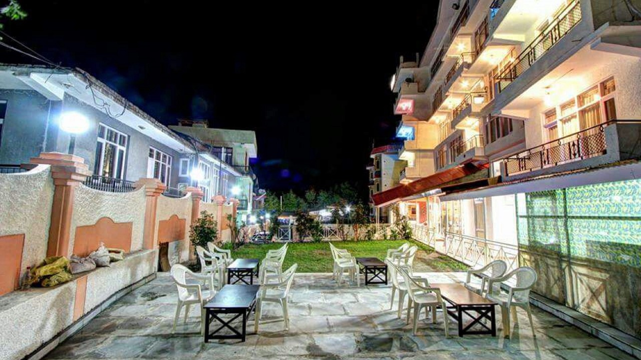Photo of Outdoor in Aleo