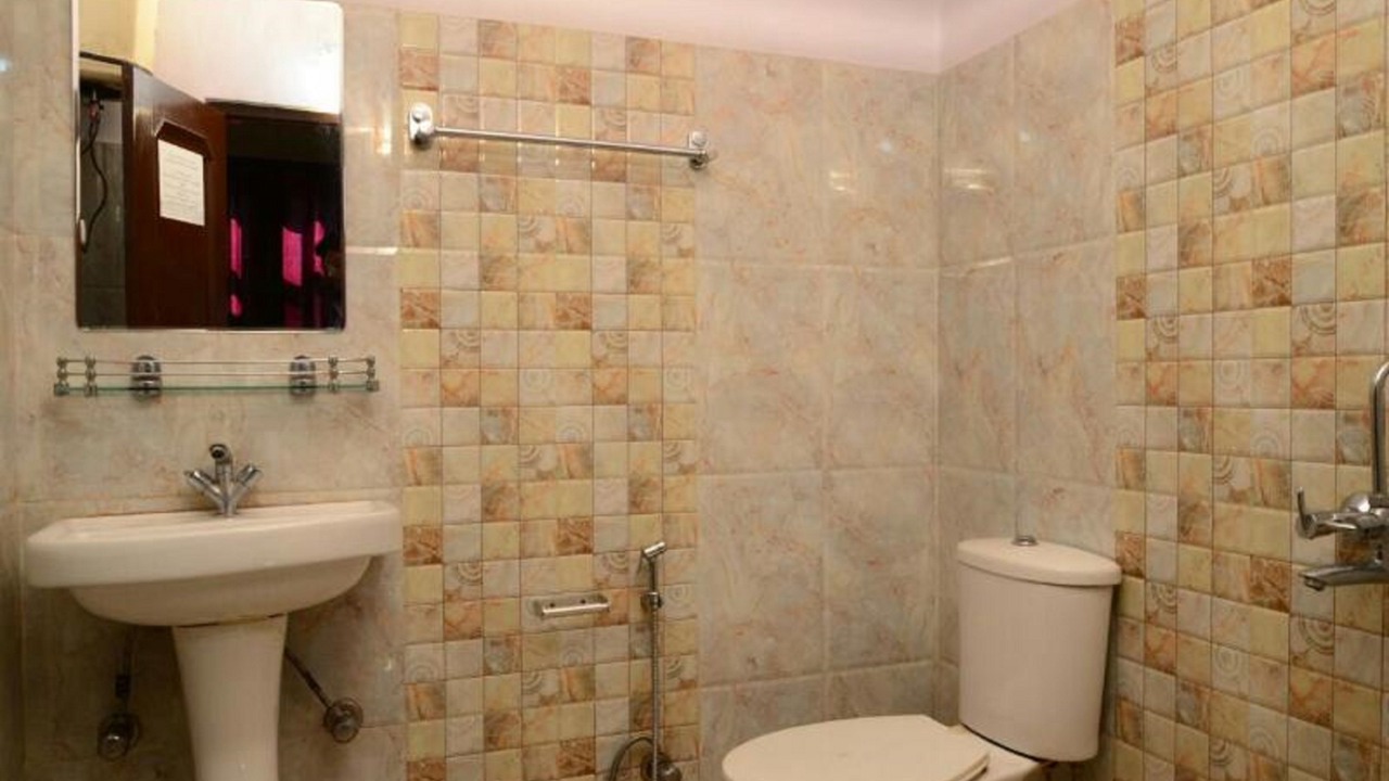 Photo of Bathroom in Aleo