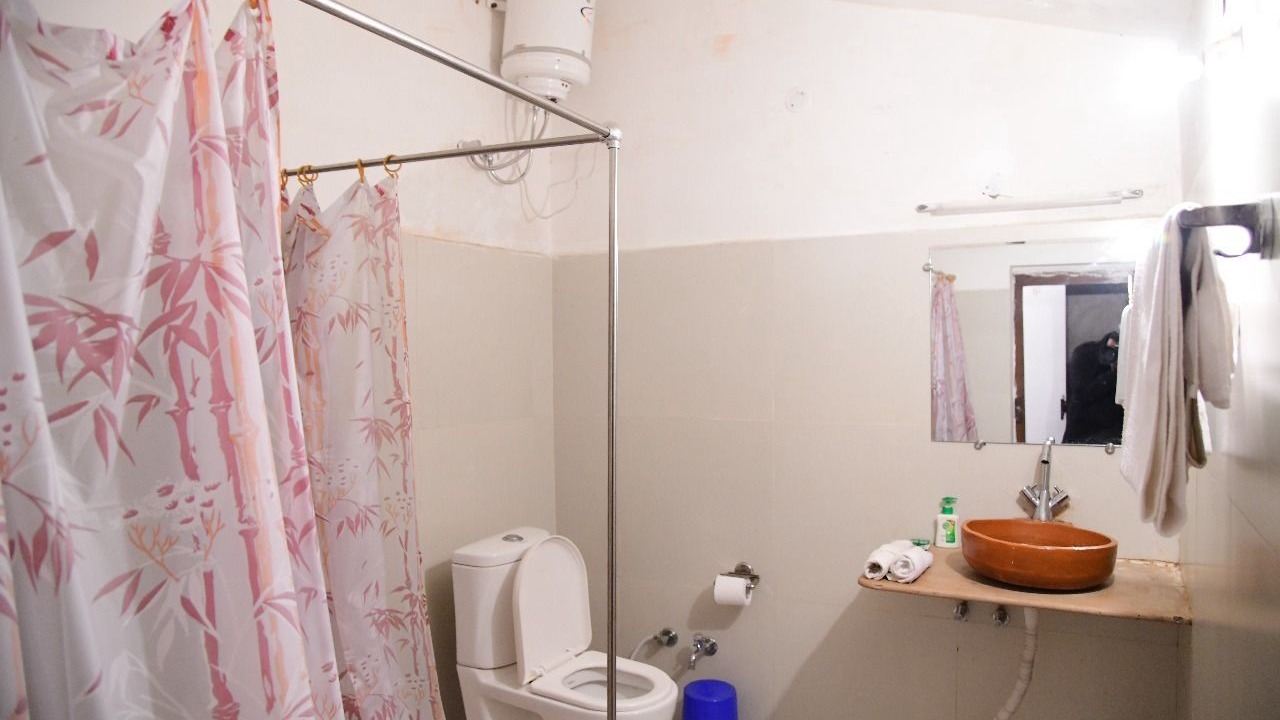 Photo of Bathroom in Panna