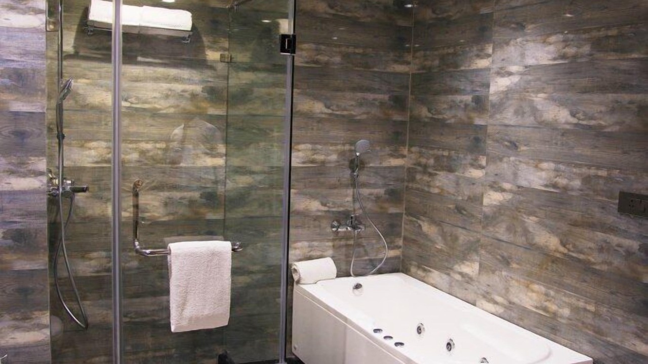 Photo of Bathroom in Bara Banki