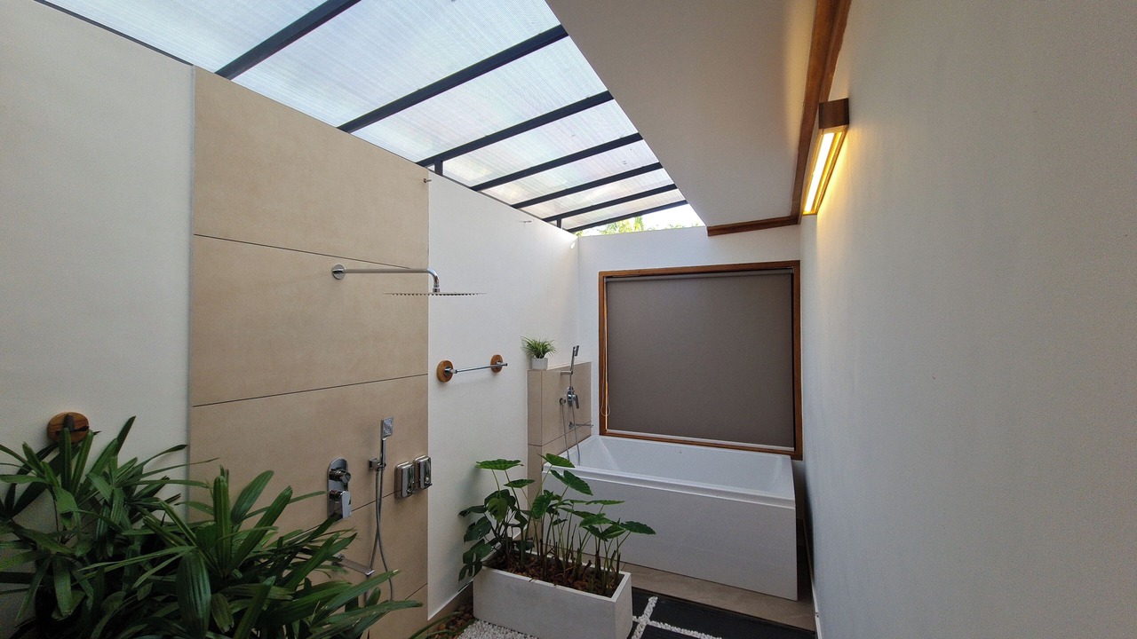 Photo of Bathroom in Chirayinkil