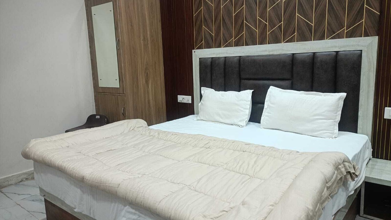 Photo of Bedroom in Agra