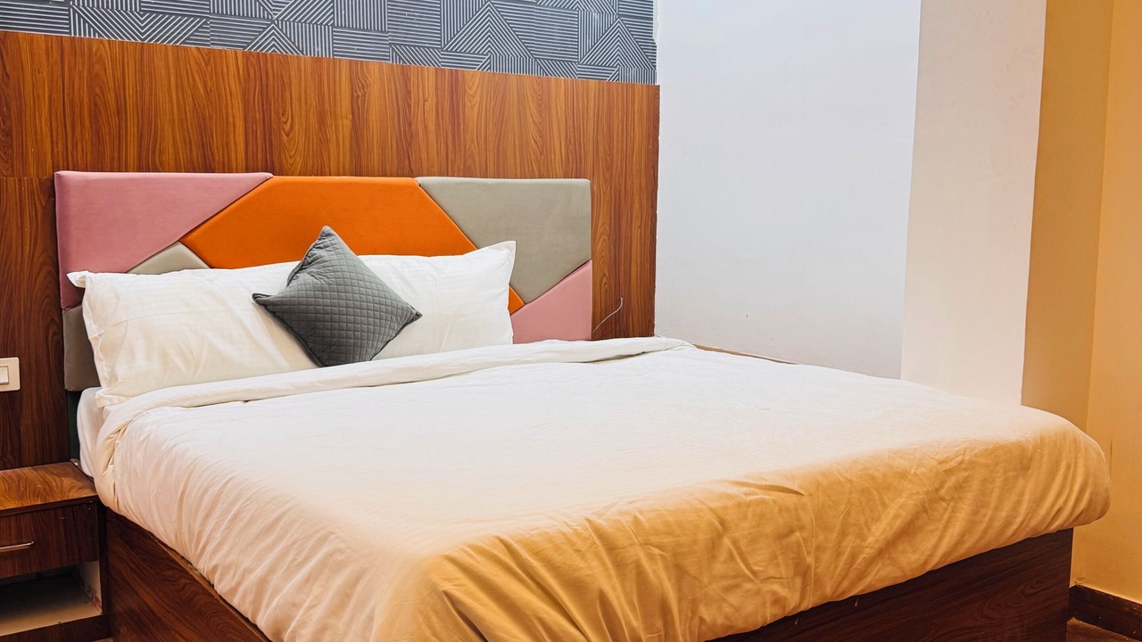 Photo of Bedroom in Allahabad