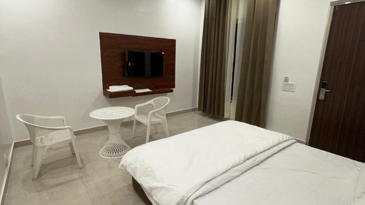 Photo of Bedroom in Murthal