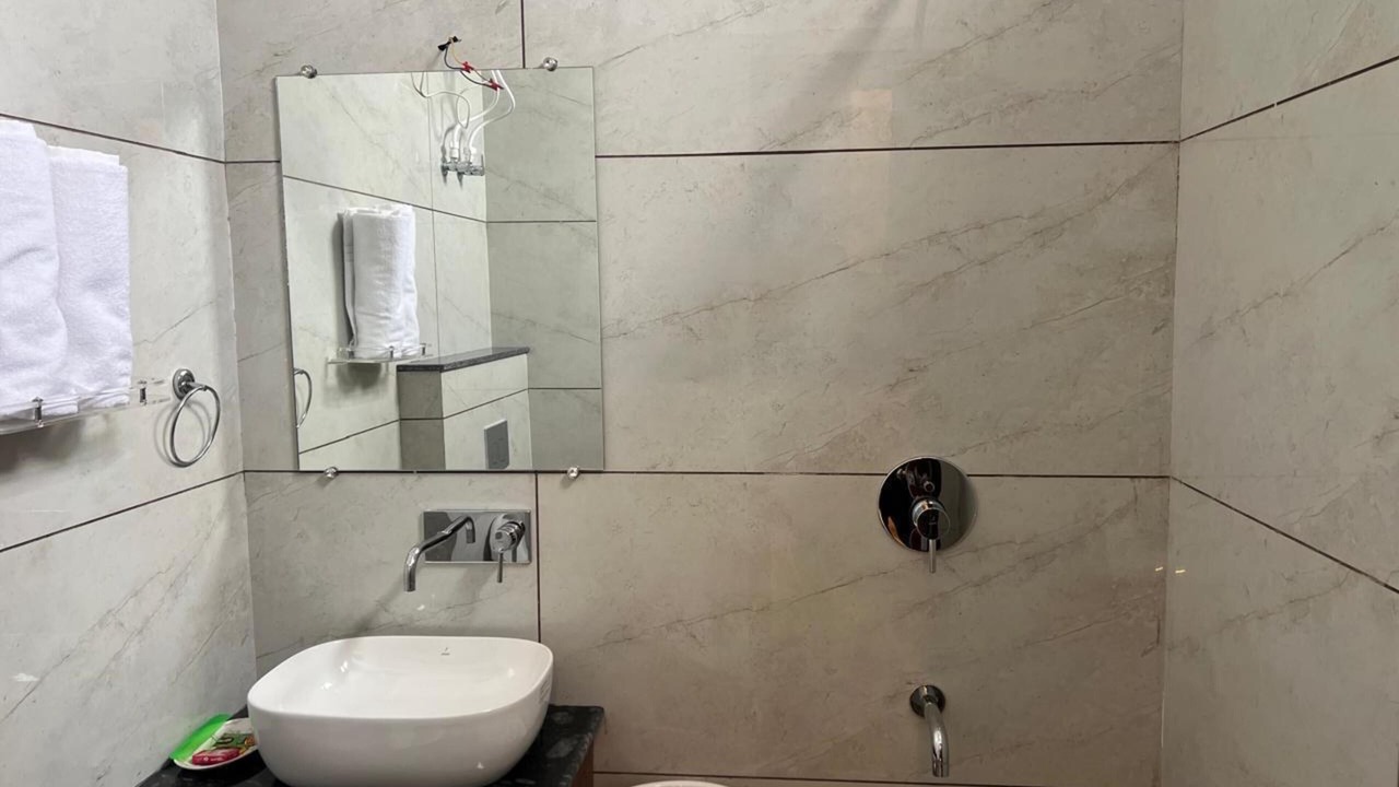 Photo of Bathroom in Hasanpur