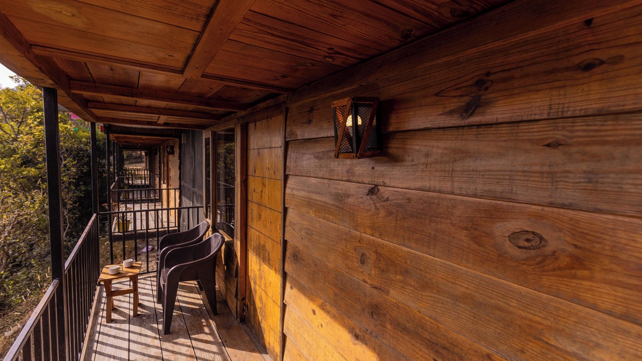 Photo of Patio Balcony in Pangot