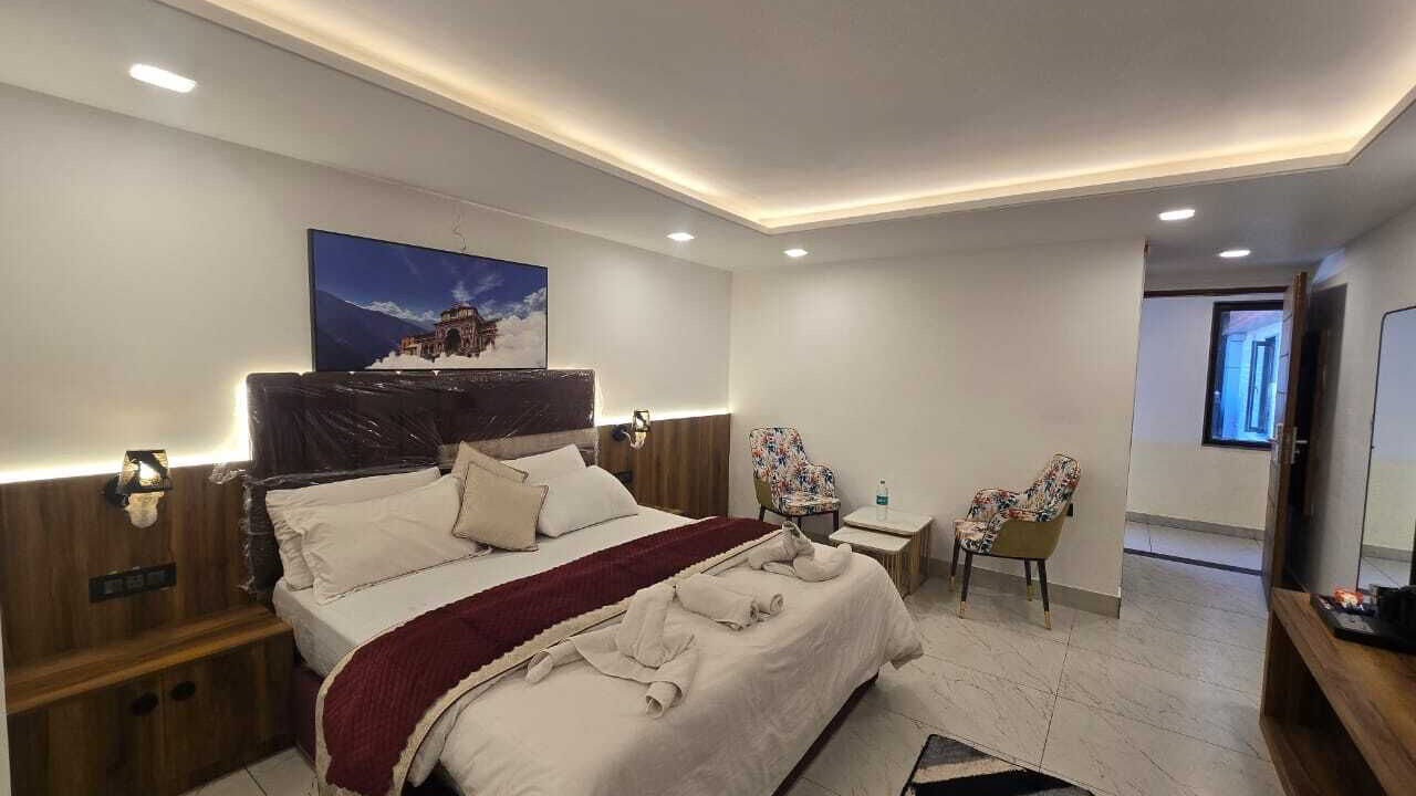 Photo of Bedroom in Badrinath