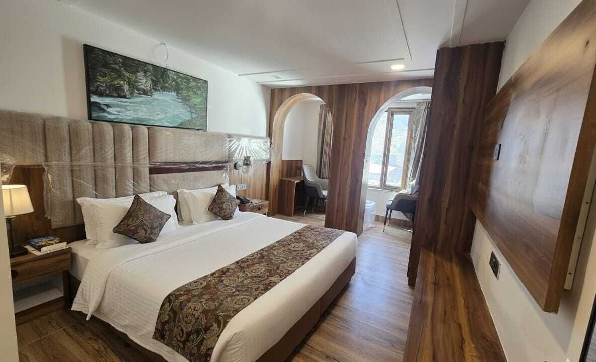 Photo of Bedroom in Badrinath