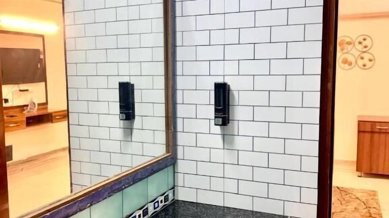 Photo of Bathroom in Saket