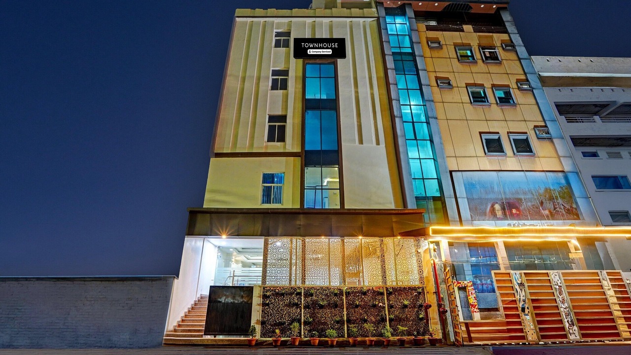 Photo of Outdoor in Aliganj