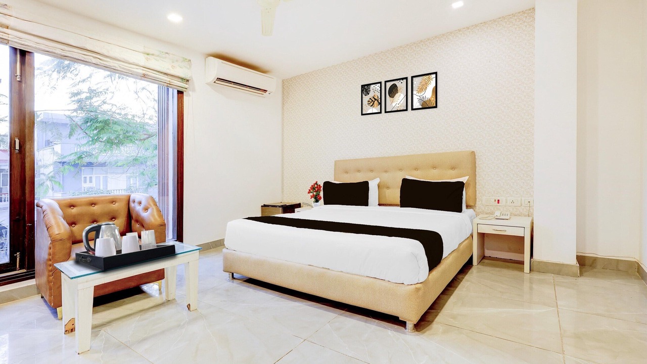 Photo of Others in DLF Phase 3