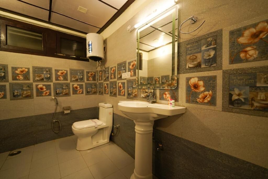 Photo of Bathroom in Mallital