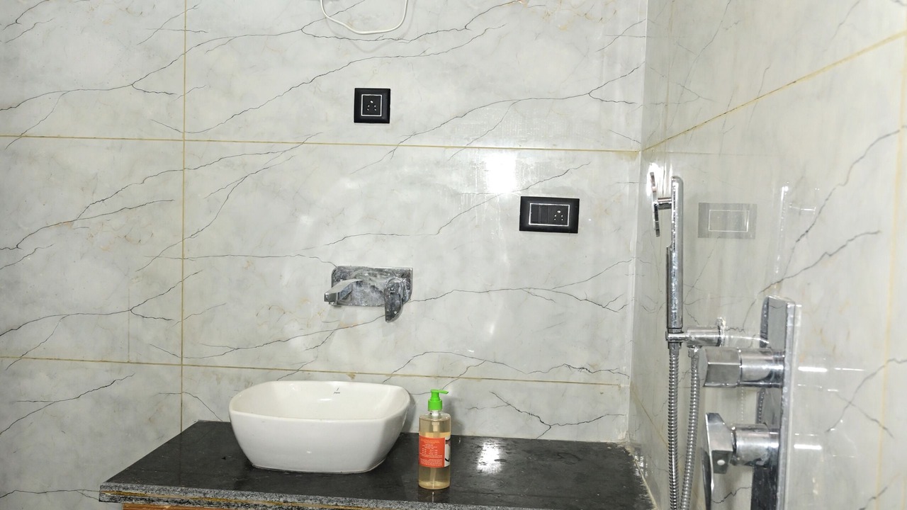 Photo of Bathroom in Ugapur