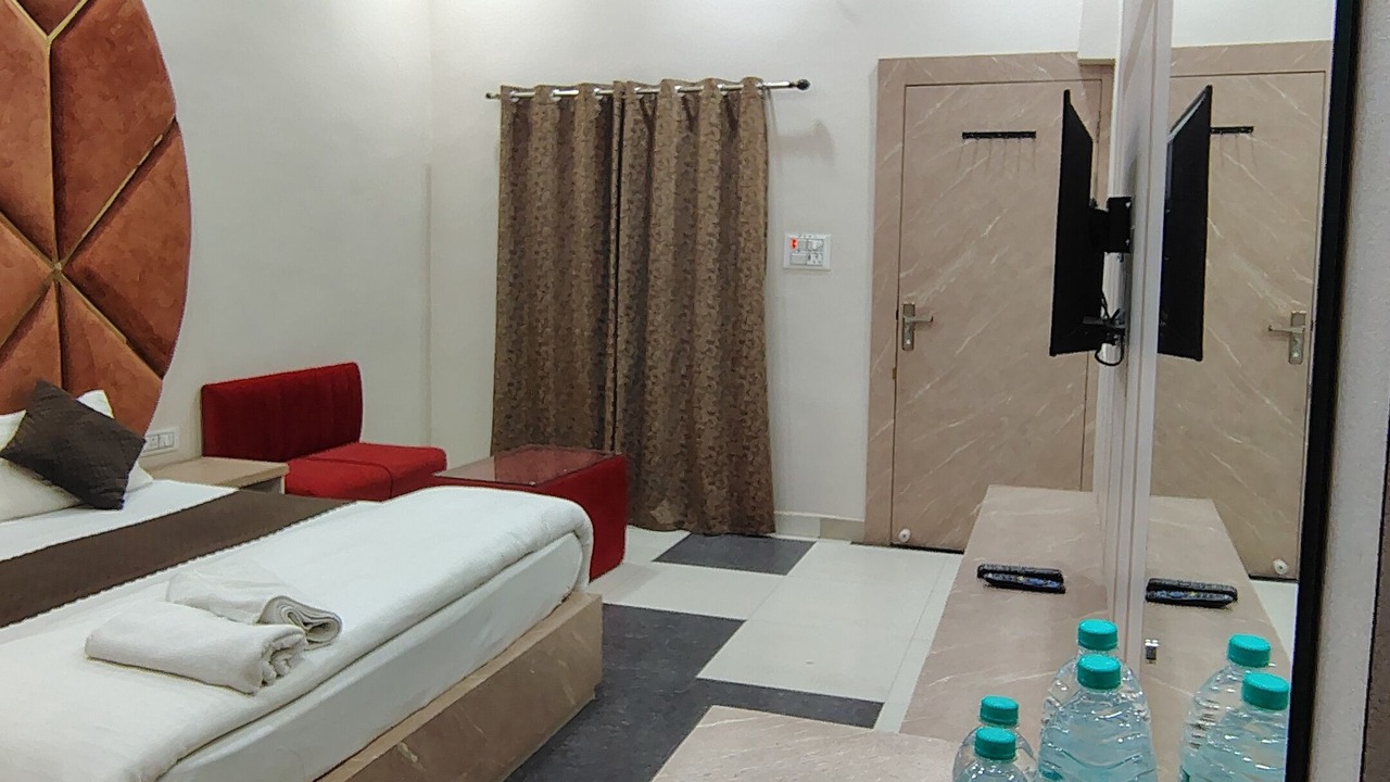 Photo of Bedroom in Chitrakoot
