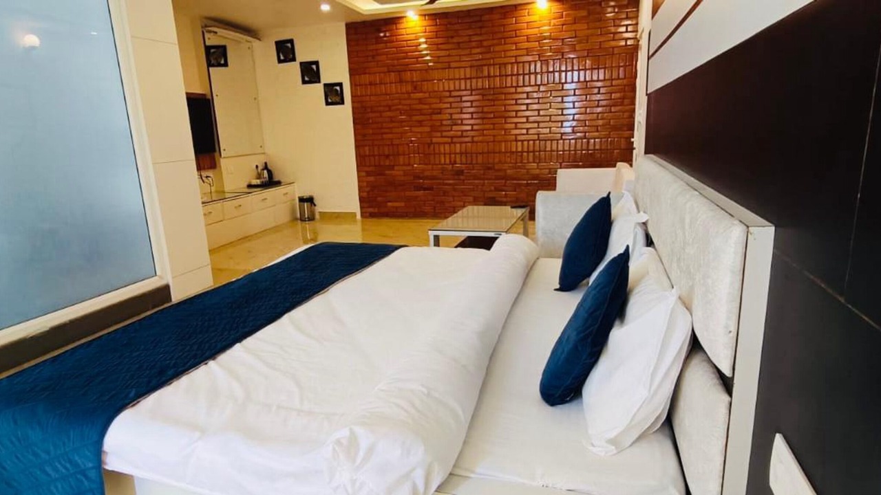 Photo of Bedroom in Bhowali
