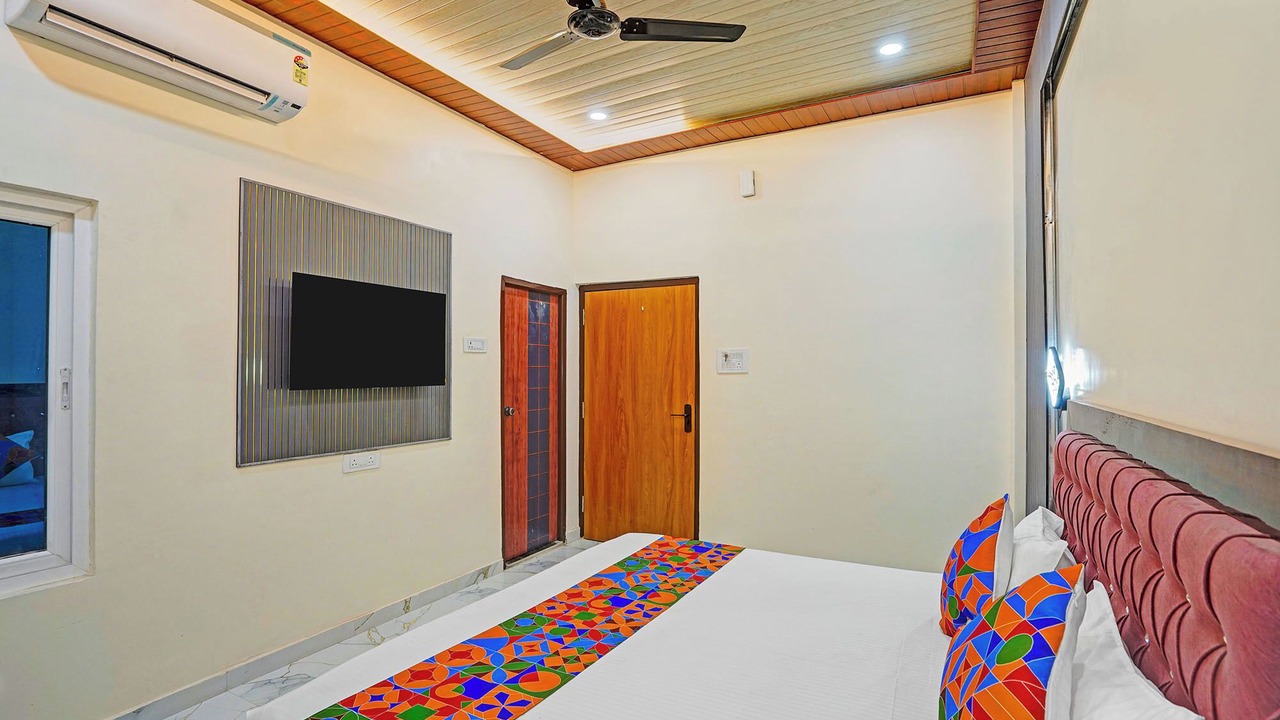Photo of Bedroom in Sarnath