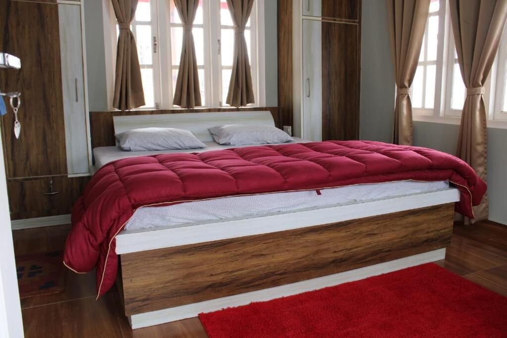 Photo of Bedroom in Mukteshwar