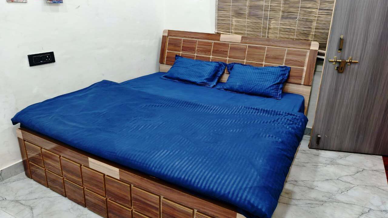 Photo of Bedroom in Mahmoorganj