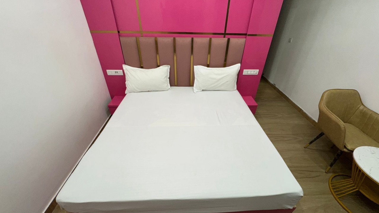 Photo of Bedroom in Rajpura