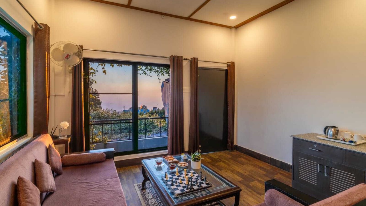 Photo of Bedroom in Lansdowne