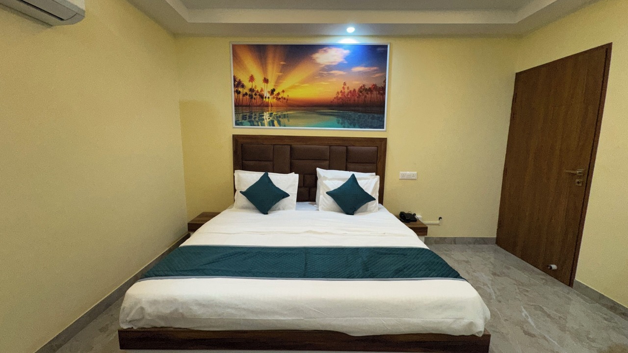 Photo of Bedroom in Mayapur