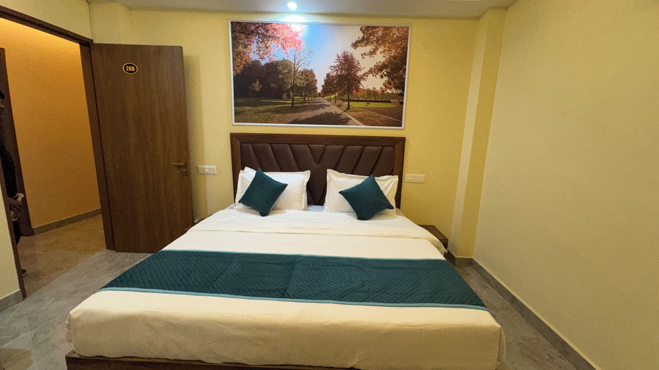 Photo of Bedroom in Mayapur