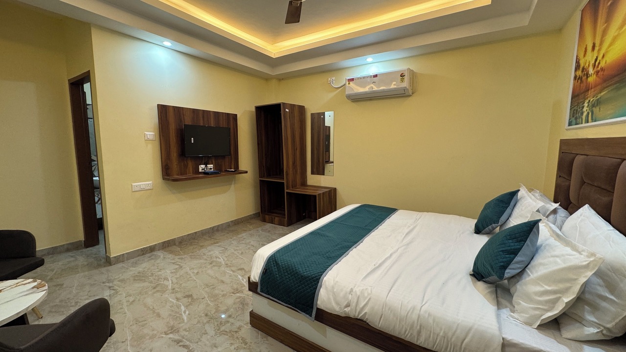 Photo of Bedroom in Mayapur