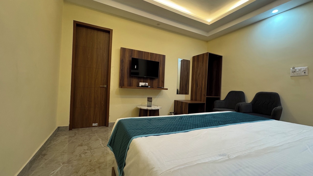 Photo of Bedroom in Mayapur