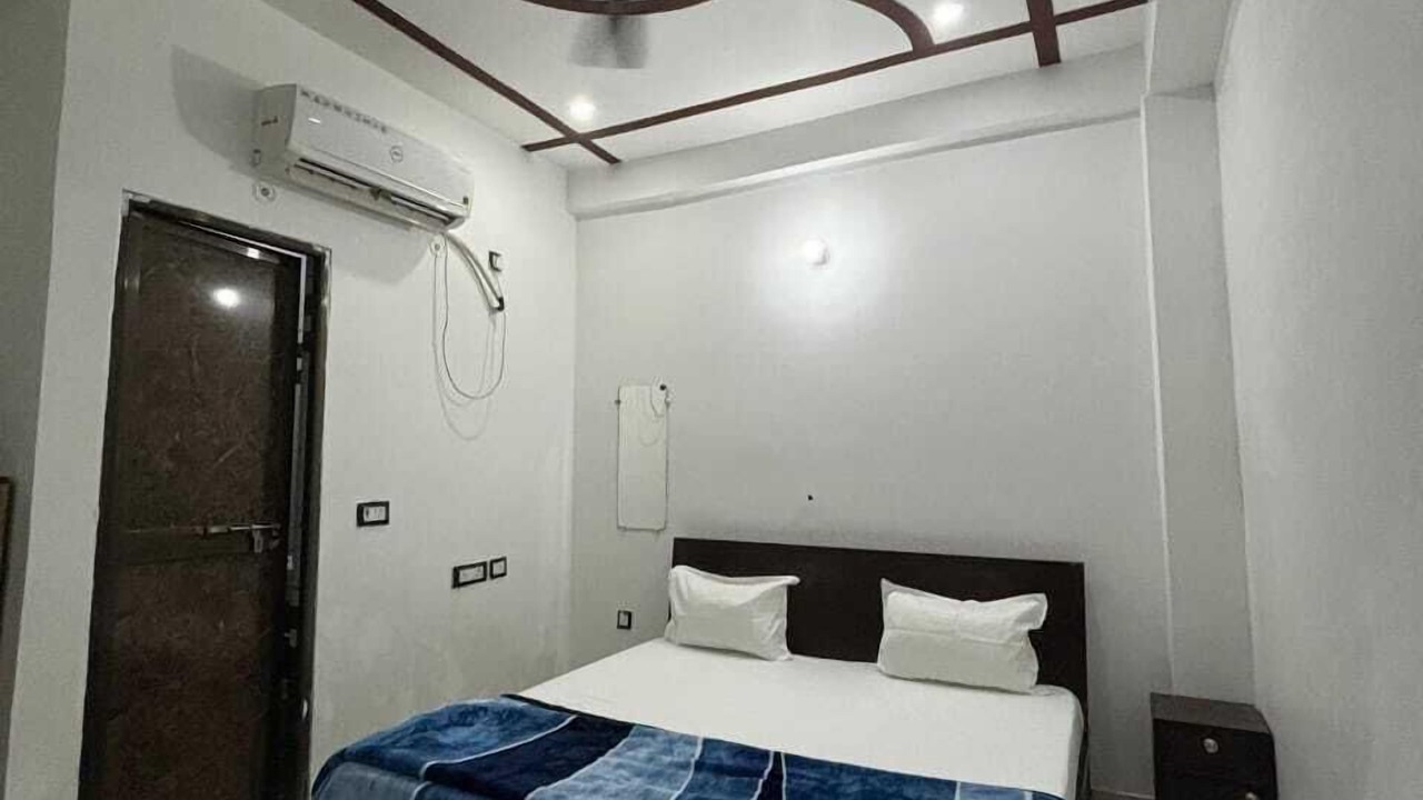 Photo of Bedroom in Faizabad