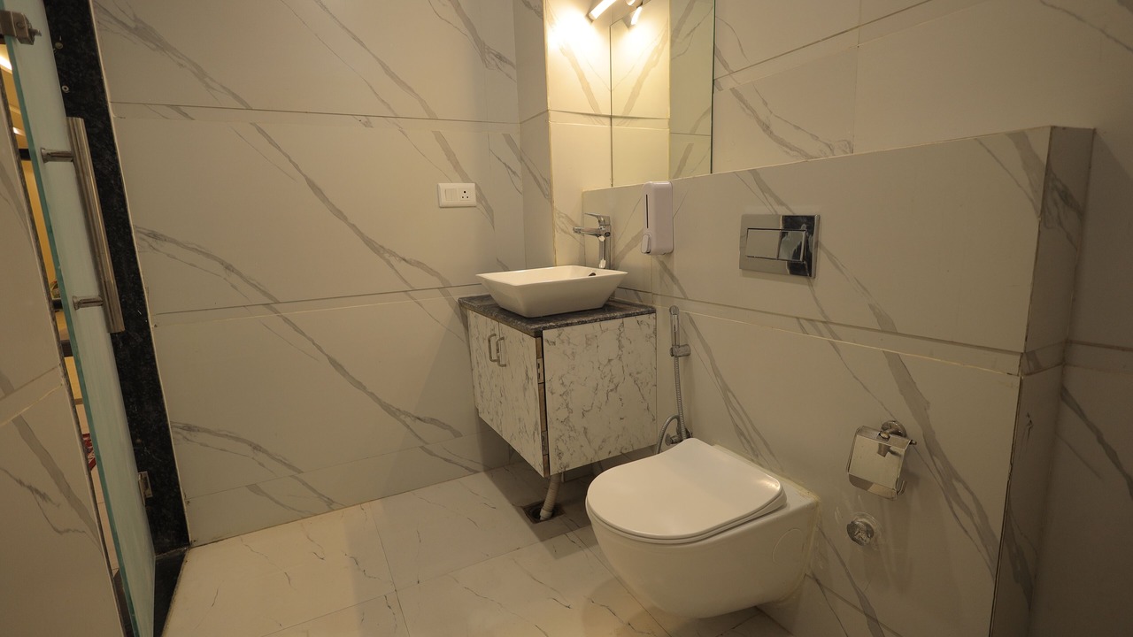 Photo of Bathroom in Taj Ganj