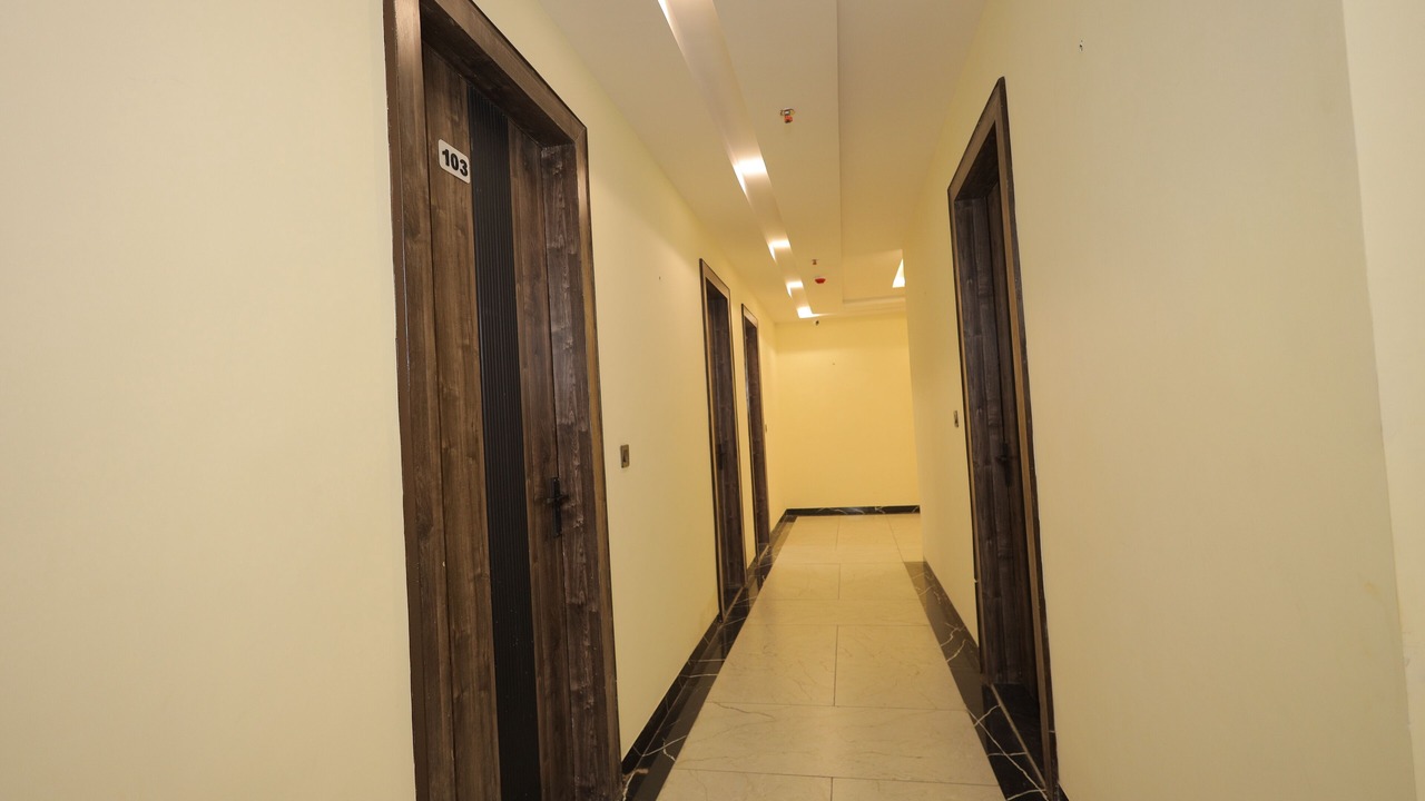 Photo of Bedroom in Taj Ganj