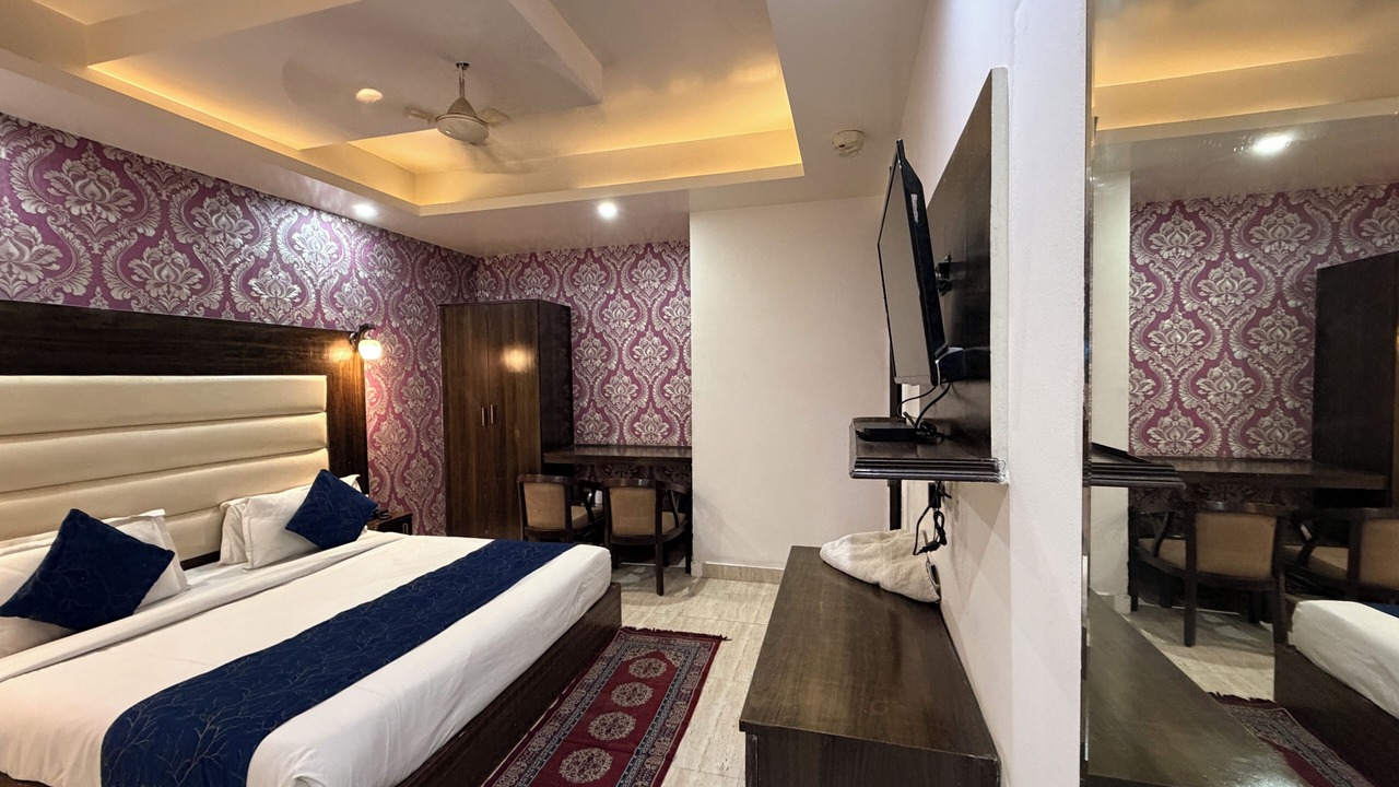 Photo of Bedroom in Mahipalpur Extension